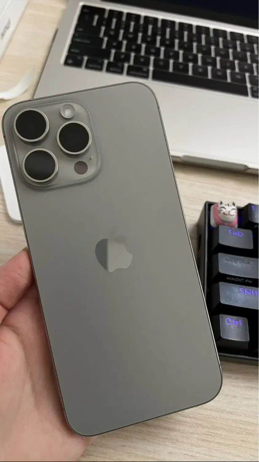 iPhone 15 pro max (Zaa)ریجستری شده|موبایل|شاهین‌شهر, مخابرات (شهید بهشتی)|دیوار