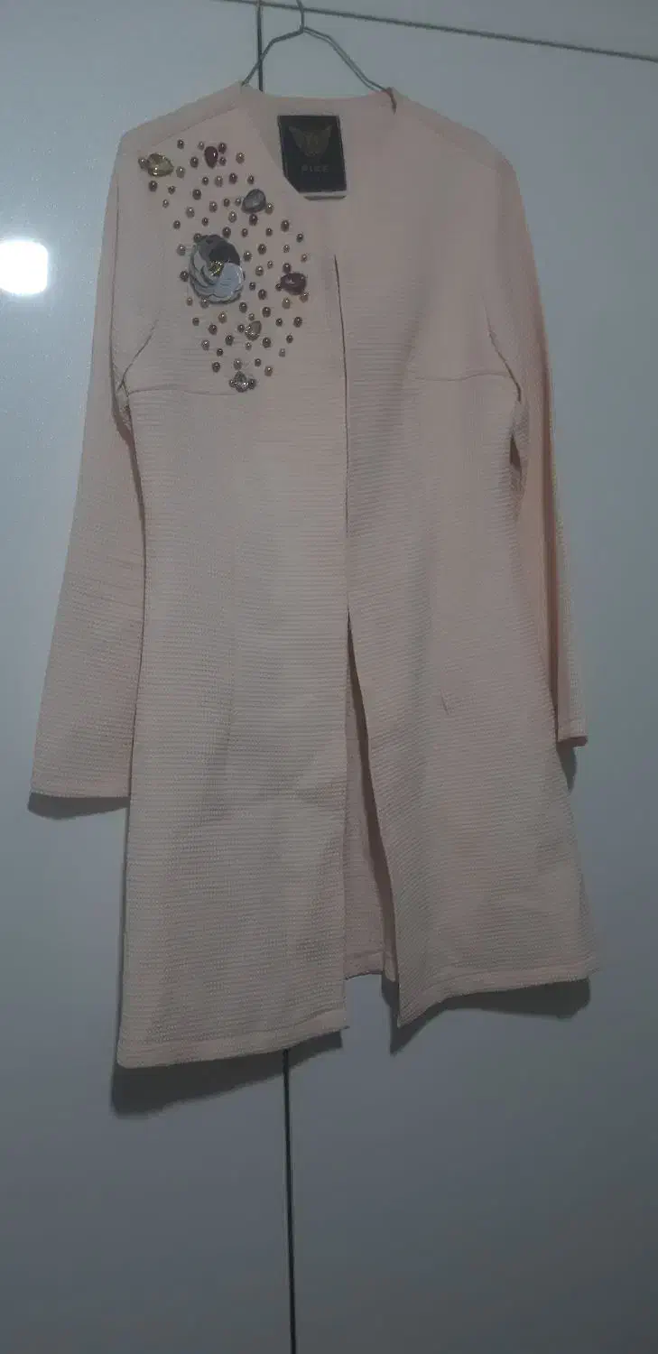 مانتومجلسی|لباس|پاکدشت, پاکدشت (مامازند)|دیوار