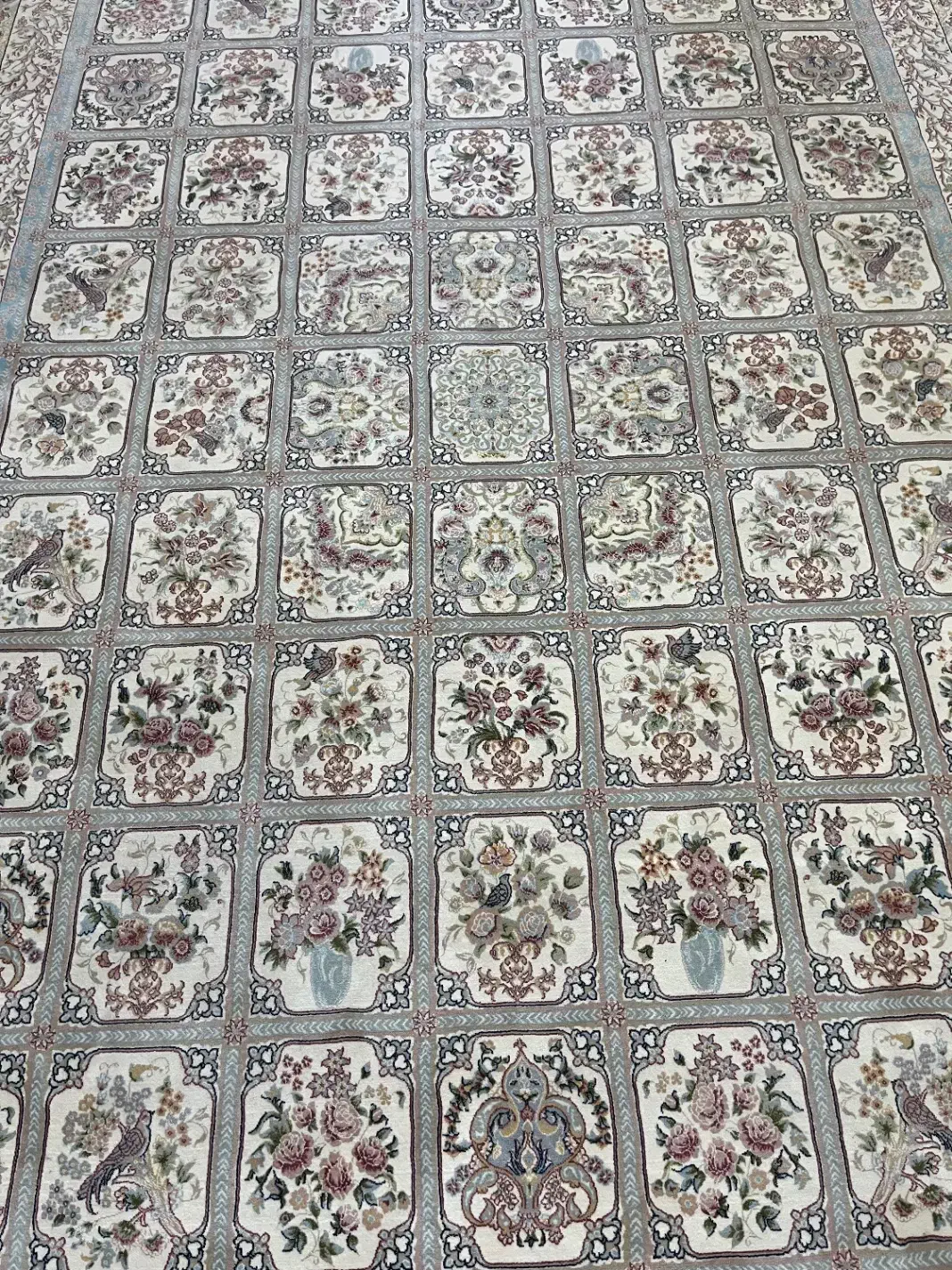 فرش پاتریس شش متری ۱۲۰۰ شانه تراکم ۳۶۰۰|فرش|فولادشهر, B5|دیوار