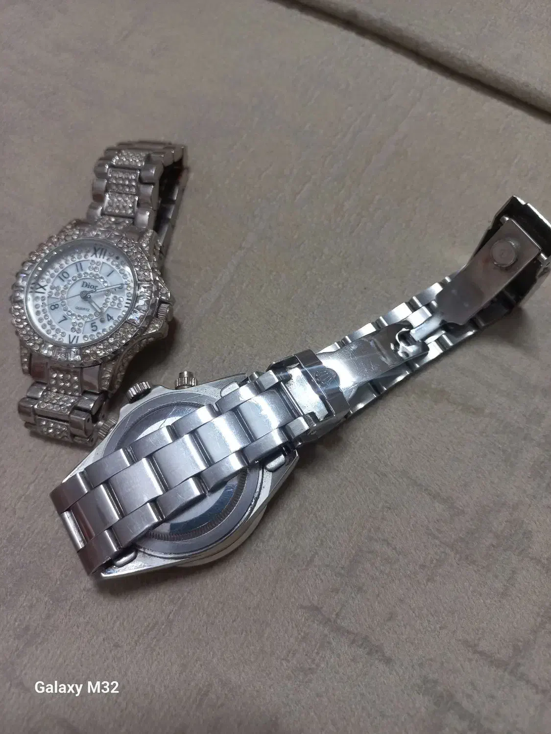 ساعت ست مردانه و زنانه|بدلیجات|تهران, شادآباد|دیوار