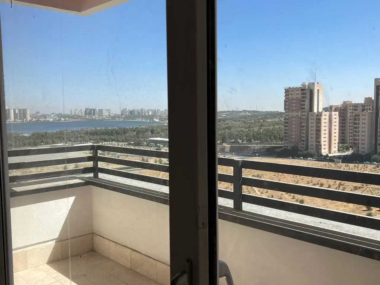 ۱۲۸متر لبخند۲ ، ویو دریاچه ، بدون مشرف|فروش آپارتمان|تهران, دریاچه شهدای خلیج فارس|دیوار