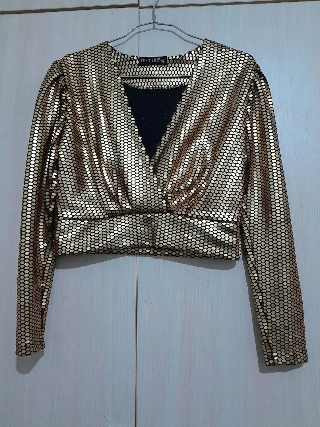 کراپ مجلسی|لباس|مراغه, |دیوار