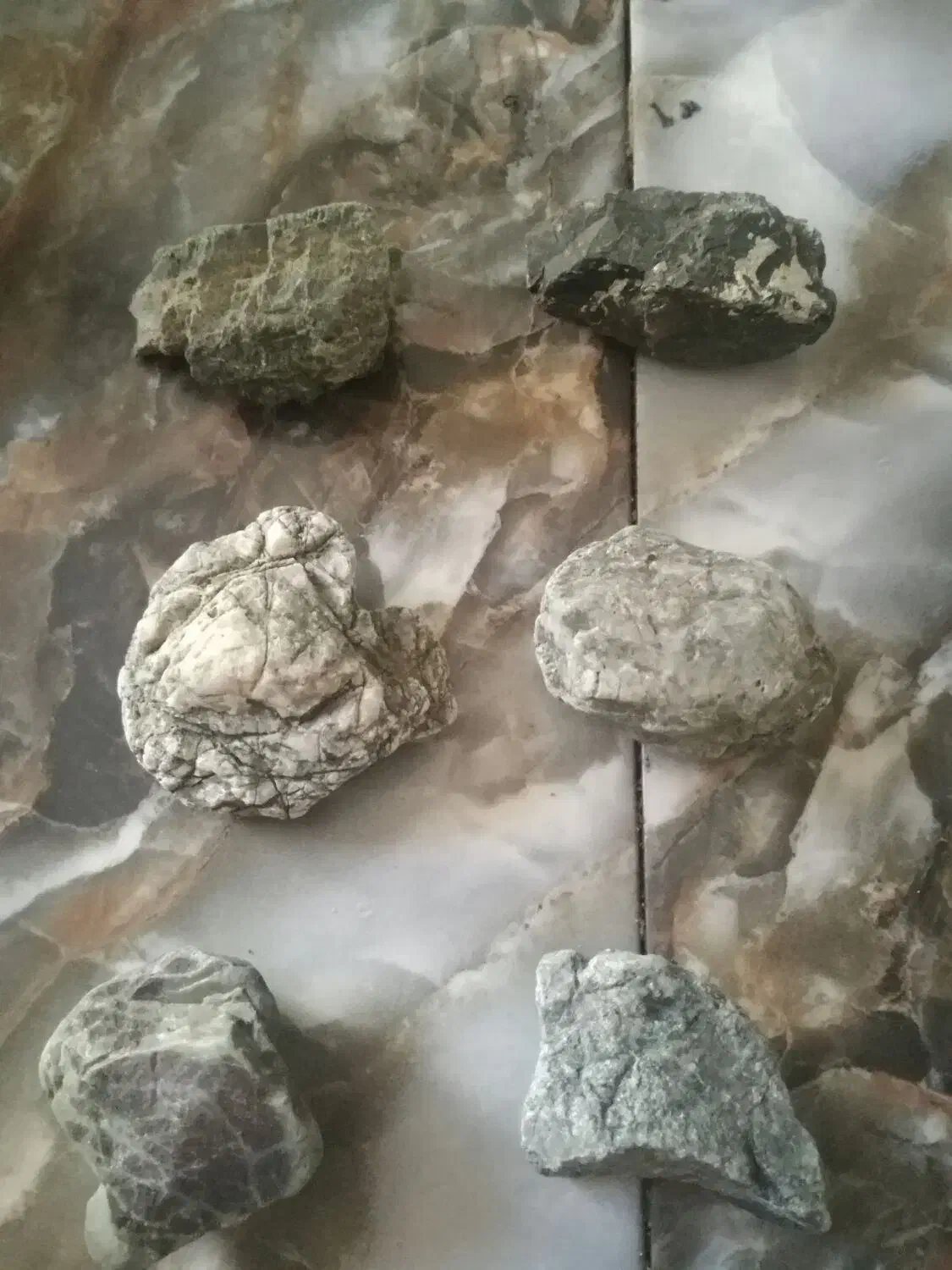 سنگ های قیمتی با ارزش|جواهرات|میناب, |دیوار