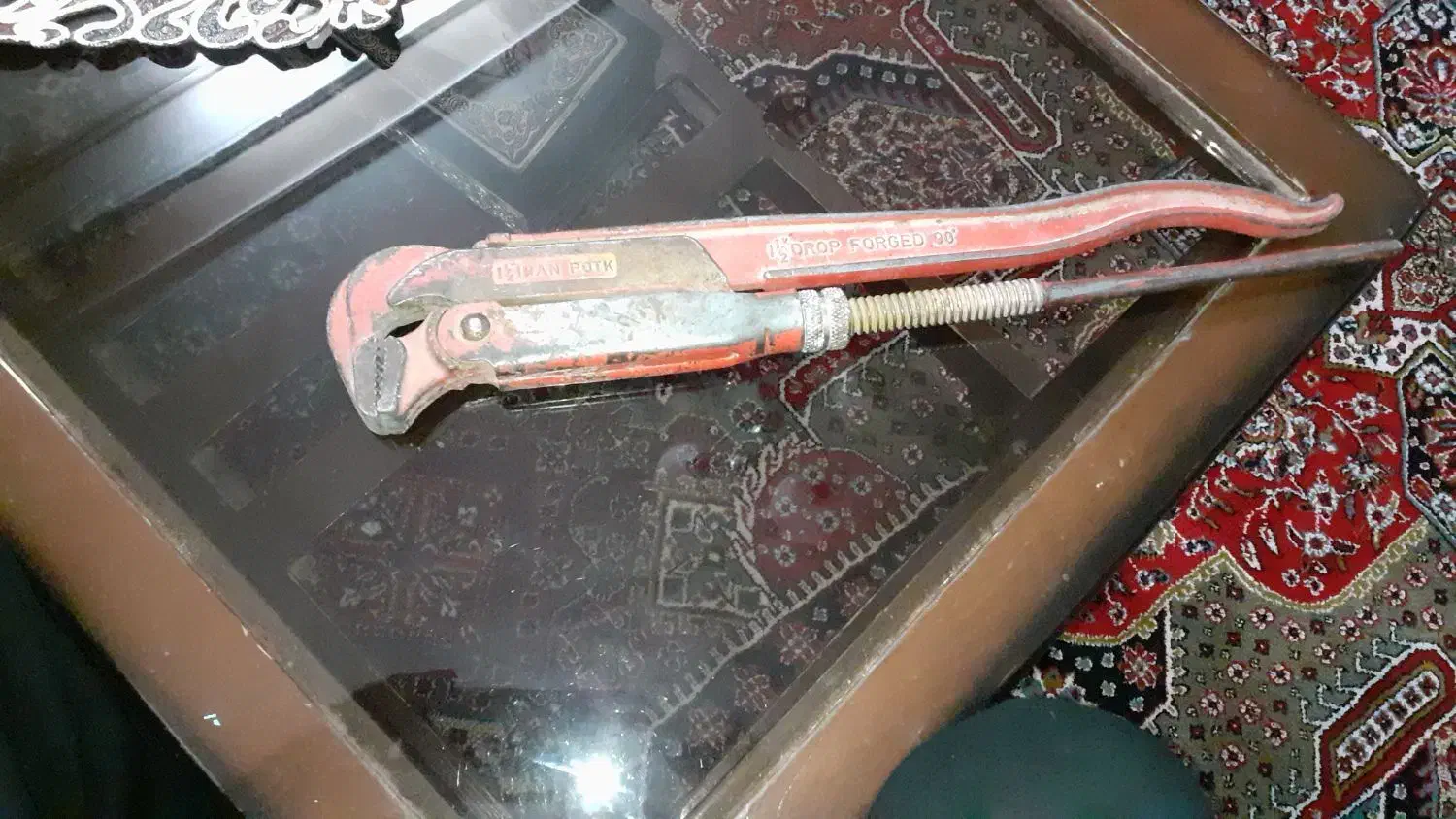 اچار لوله گیر|ابزارآلات|تربت جام, شهید مدرس|دیوار