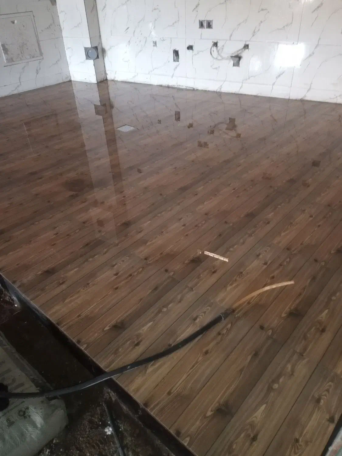 شاگرد برای کاشی کاری|استخدام معماری، عمران و ساختمانی|زاهدان, |دیوار