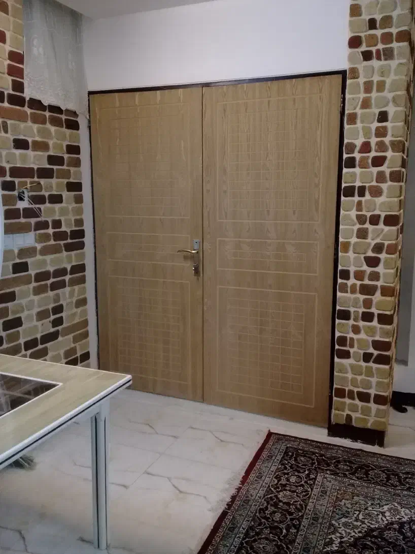 ساخت و نصب انواع درب های چوبی|خدمات پیشه و مهارت|کاشان, بازار کاشان|دیوار