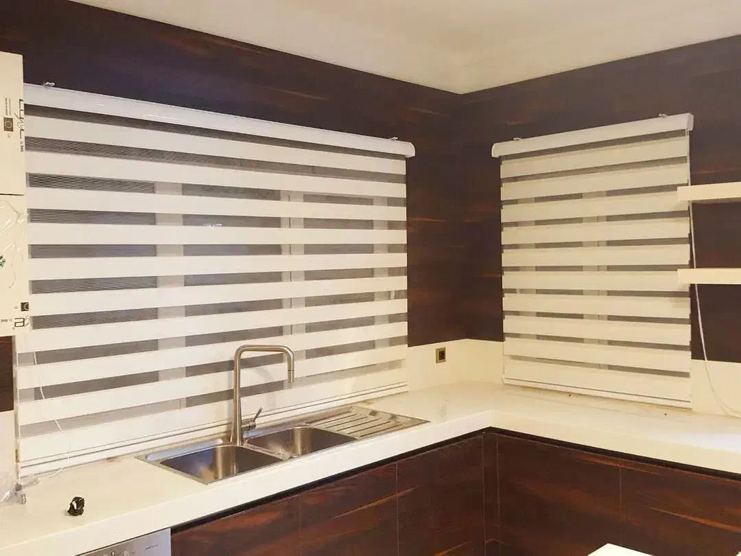 پرده های فانتزی کرکره فلزی زبرا دی کی دومکانیزم|پرده، رانر، رومیزی|مشهد, آبکوه|دیوار