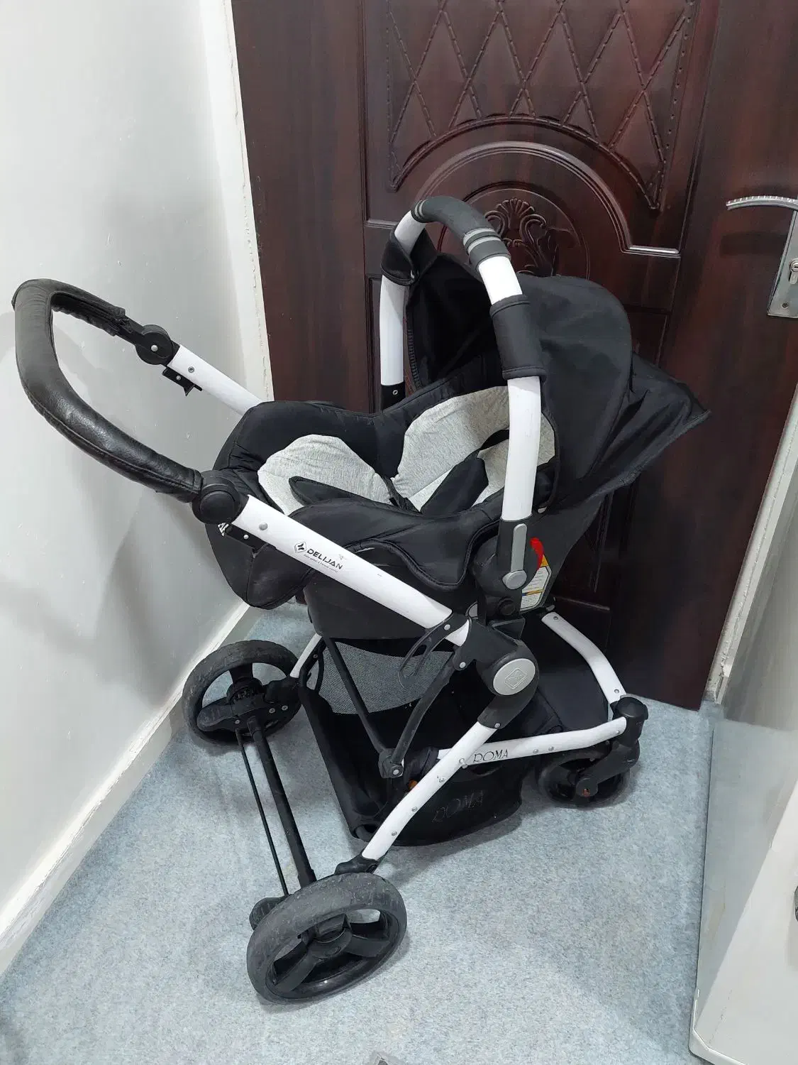 کالسکه و کریر تمیز سالم|کالسکه و لوازم جانبی|امیدیه, |دیوار