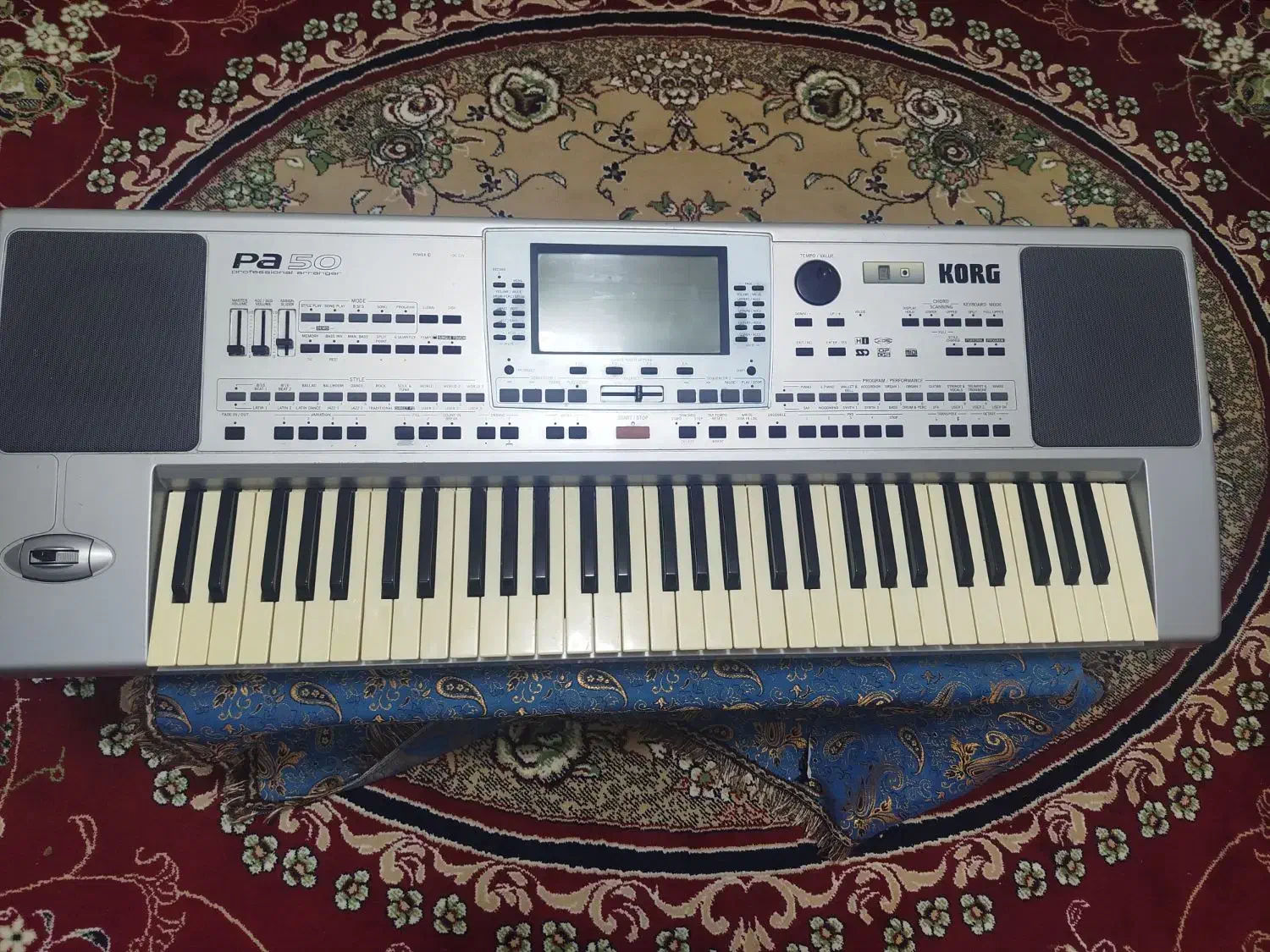 فروش یک جفت باند داینا پرو و ارگ pa50|پیانو، کیبورد، آکاردئون|کبودرآهنگ, |دیوار