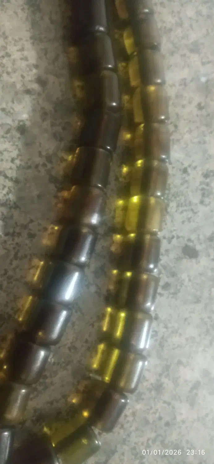 تسبیح کهربا اصل|کلکسیون اشیاء عتیقه|خسروشاه, |دیوار