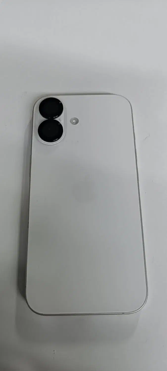 ایفون ۱۶ نرمال|موبایل|شیراز, ریشمک|دیوار