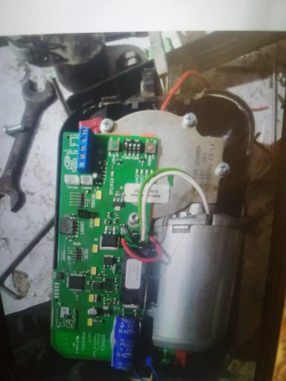 تعمیرگاه تخصصی درب اتوماتیک درب برقی|خدمات پیشه و مهارت|شاهین‌شهر, فیض|دیوار