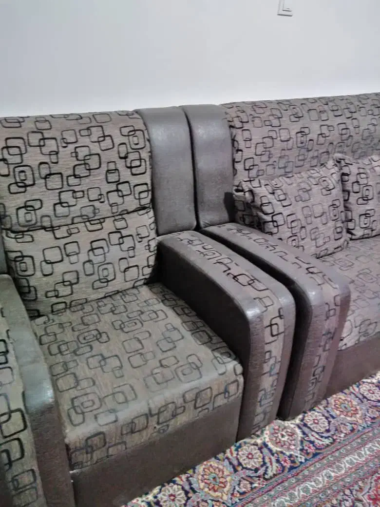 مبل ۷ نفره و سرویس خواب|مبلمان خانگی و میز عسلی|عسلویه, |دیوار