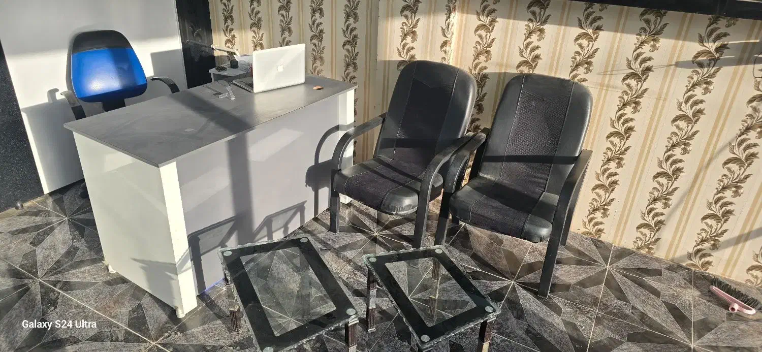 میز و صندلی|مبلمان اداری|حمیدیا, |دیوار