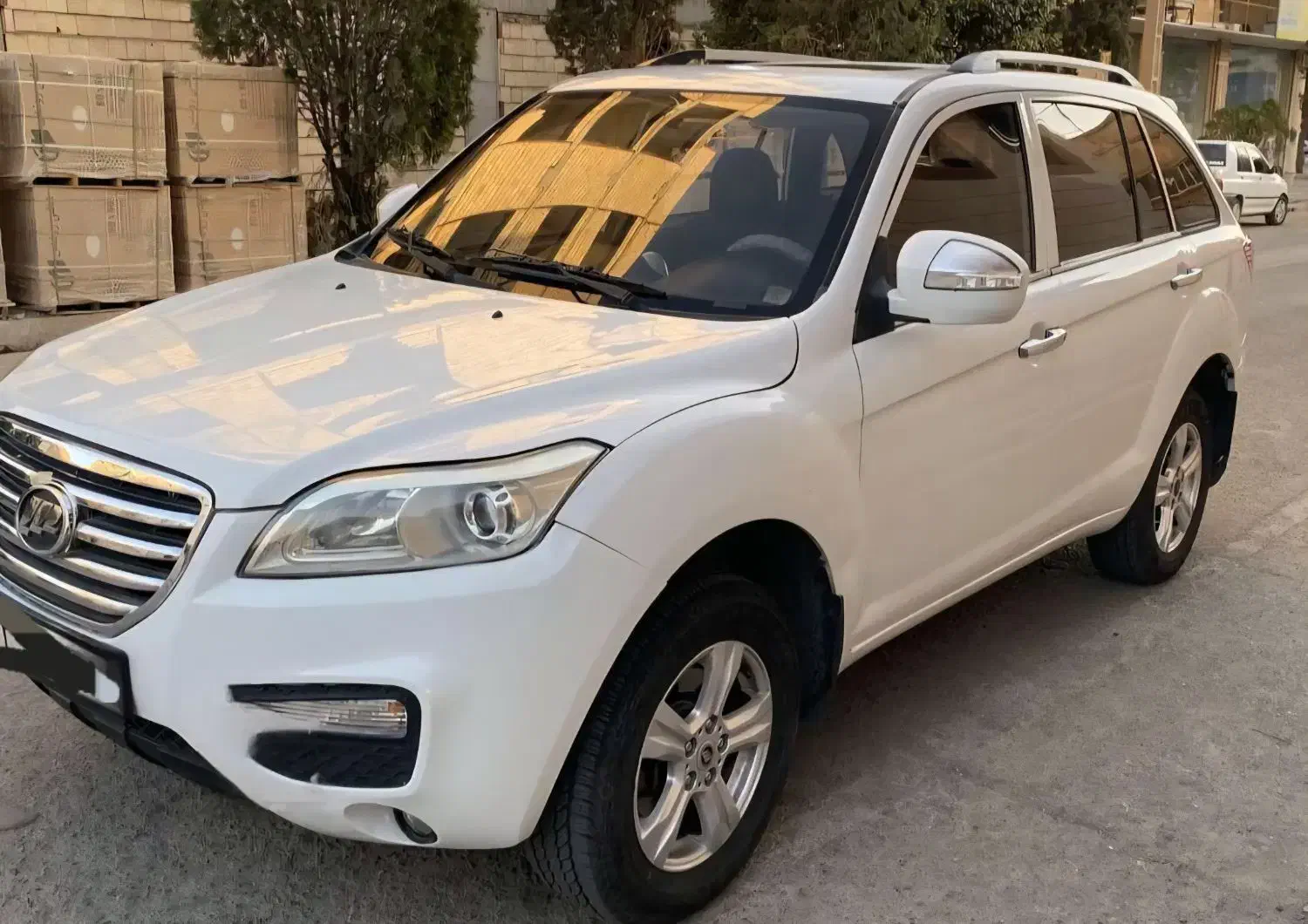 فروش لیفان x60 اتومات مدل 95  کم کار درجه 1|خودرو سواری و وانت|قائم‌شهر, |دیوار