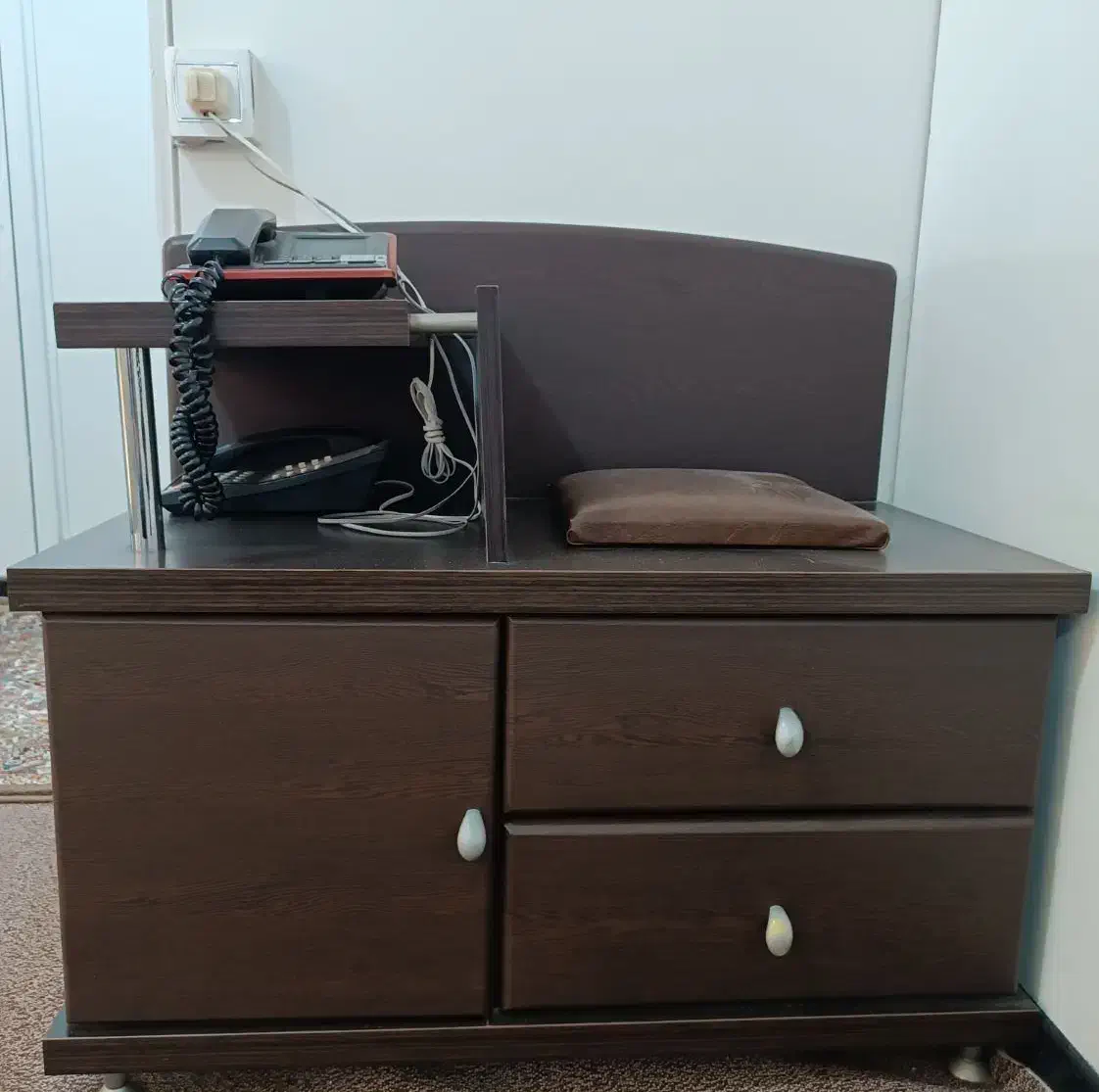 میز تلفن|میز تلفن|اهواز, فولادشهر|دیوار