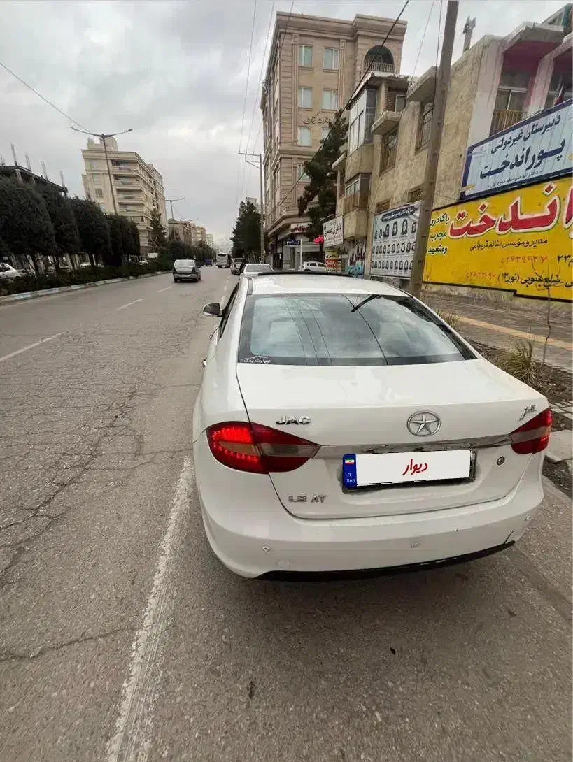 جک جی فایو j5 تمیز خونگی|خودرو سواری و وانت|نیشابور, دارایی|دیوار