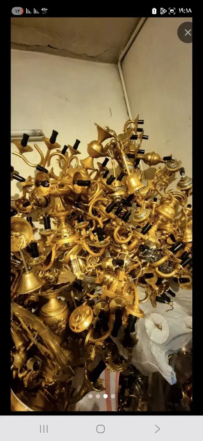 فروش وخریدار لوستر ...لوازم برنجی برنزی|لوستر و چراغ آویز|قم, زاویه|دیوار