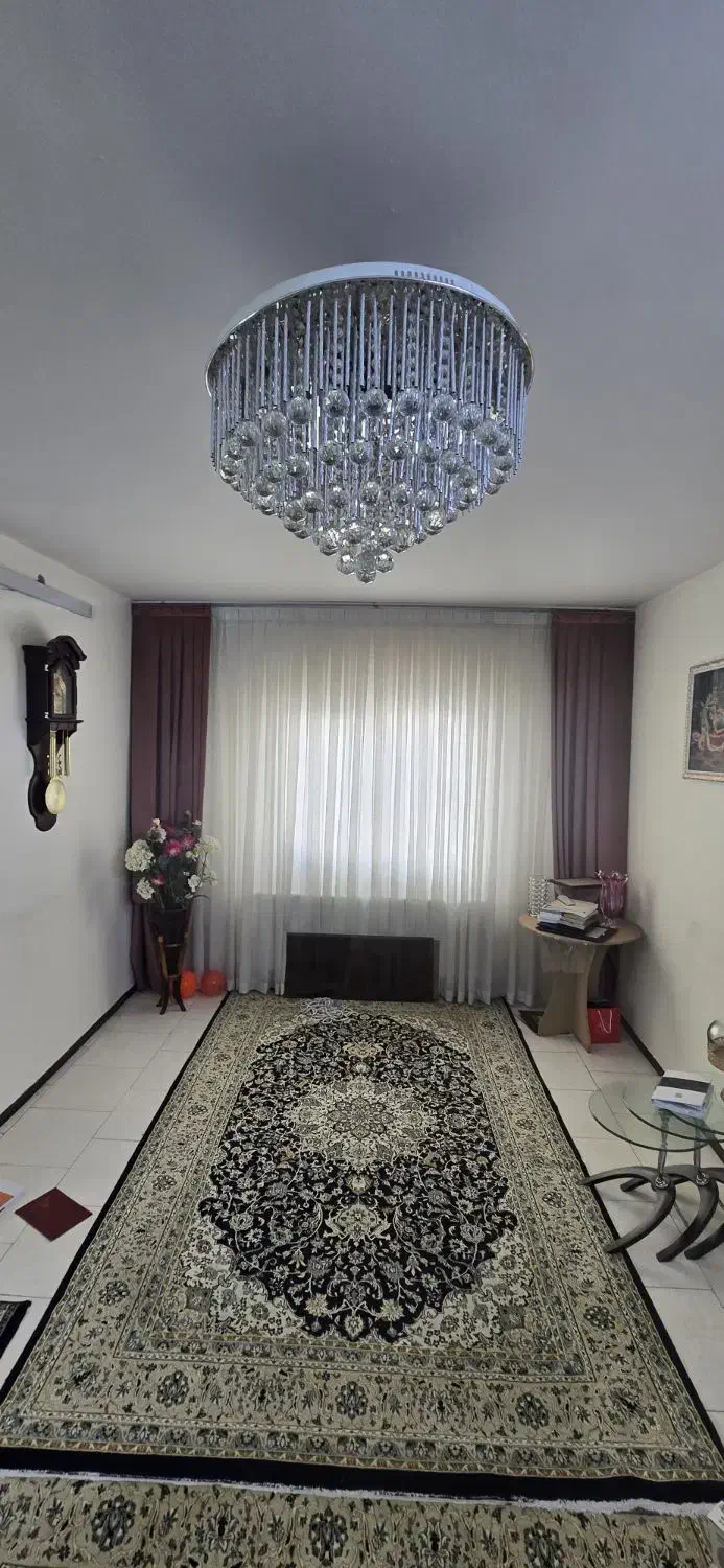 فرش ماشینی خیلی نو|فرش|پردیس, فاز ۱۱|دیوار