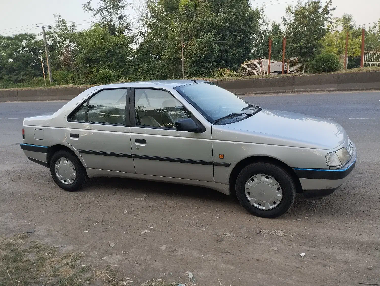 پژو 405GLX دوگانه کارخانه|خودرو سواری و وانت|رشت, توشیبا|دیوار