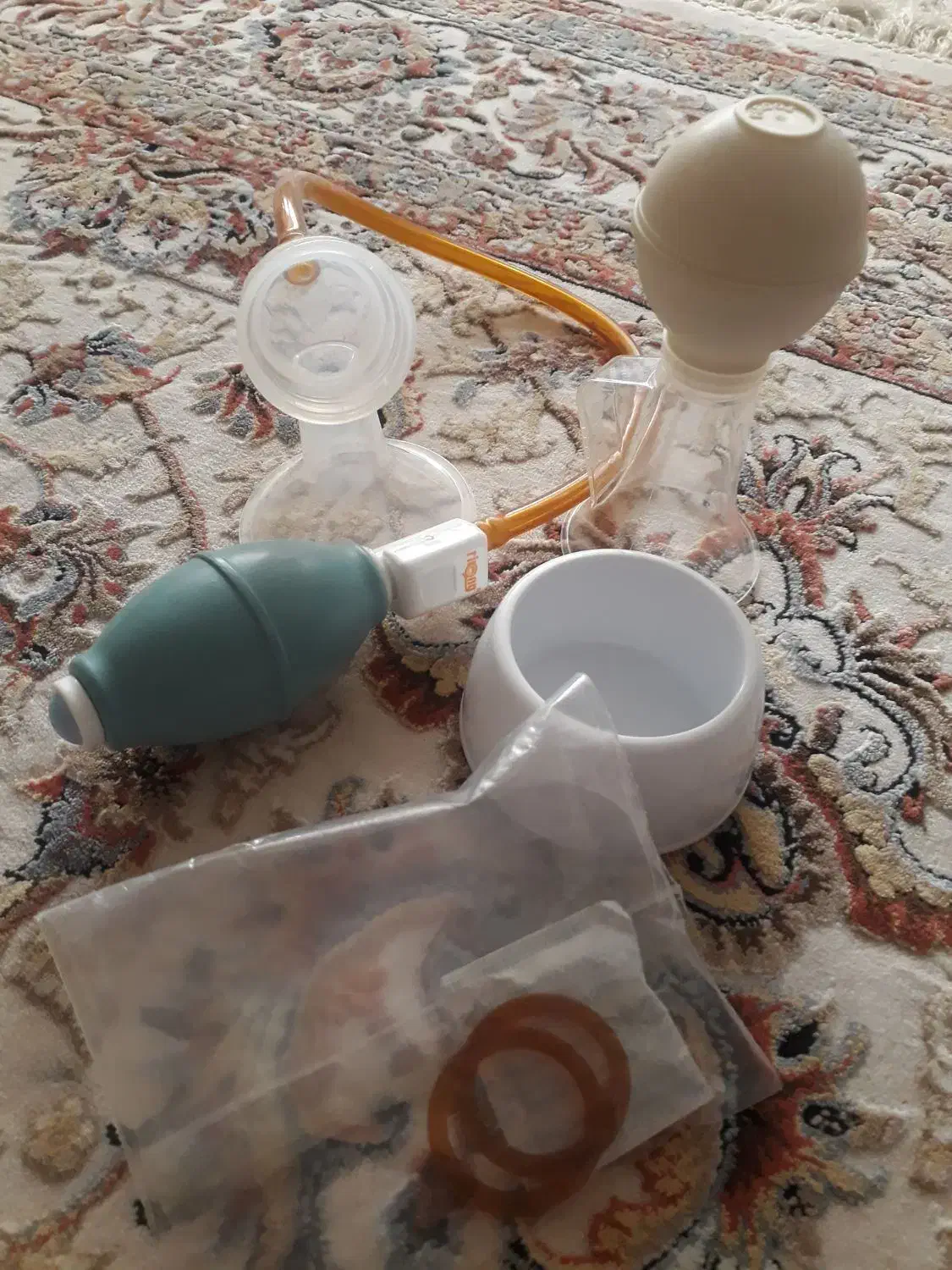 آغوشی نوزاد وشیردوش|اسباب و اثاث بچه|اراک, |دیوار