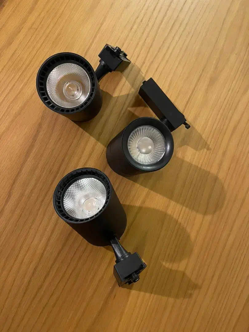 لامپ ریلی ۳۰ وات آفتابی|لامپ و چراغ|رشت, بلوار گیلان|دیوار