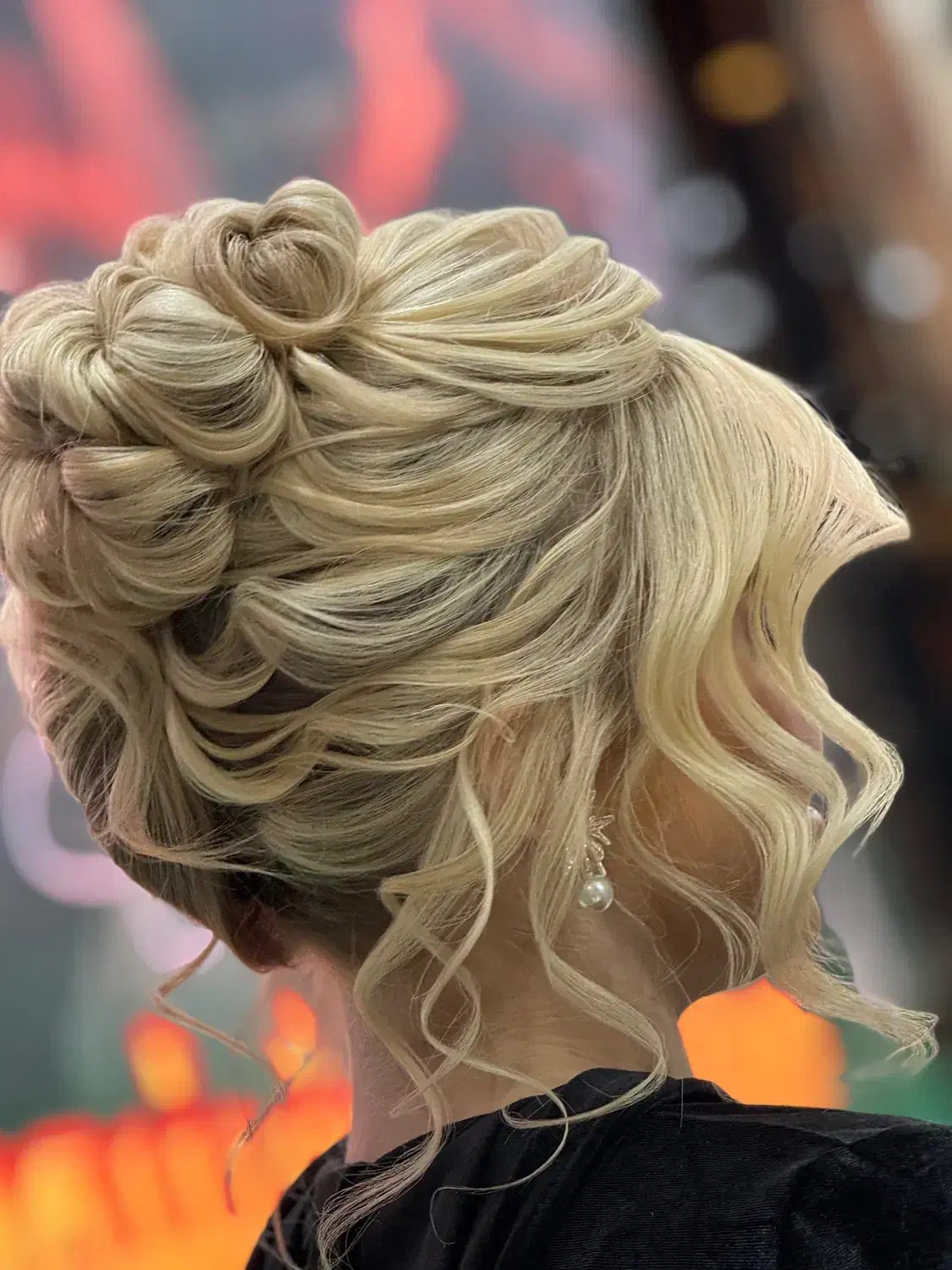 نیازمند مدل میکاپ و شنیون|استخدام درمانی، زیبایی، بهداشتی|تهران, نیروی هوایی (پیروزی)|دیوار