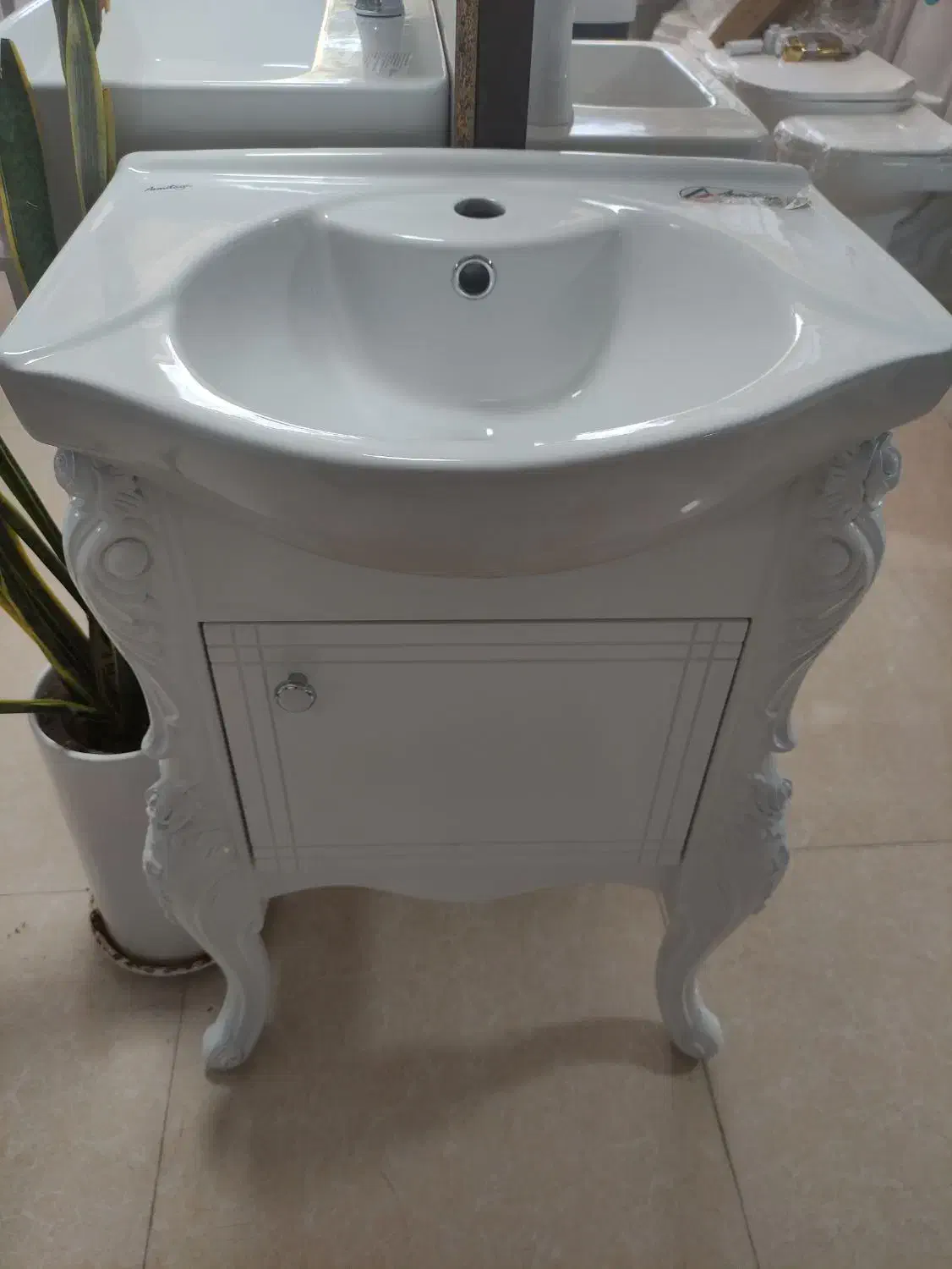 روشویی پایه دار ابعاد بزرگ|لوازم سرویس بهداشتی|یزد, |دیوار