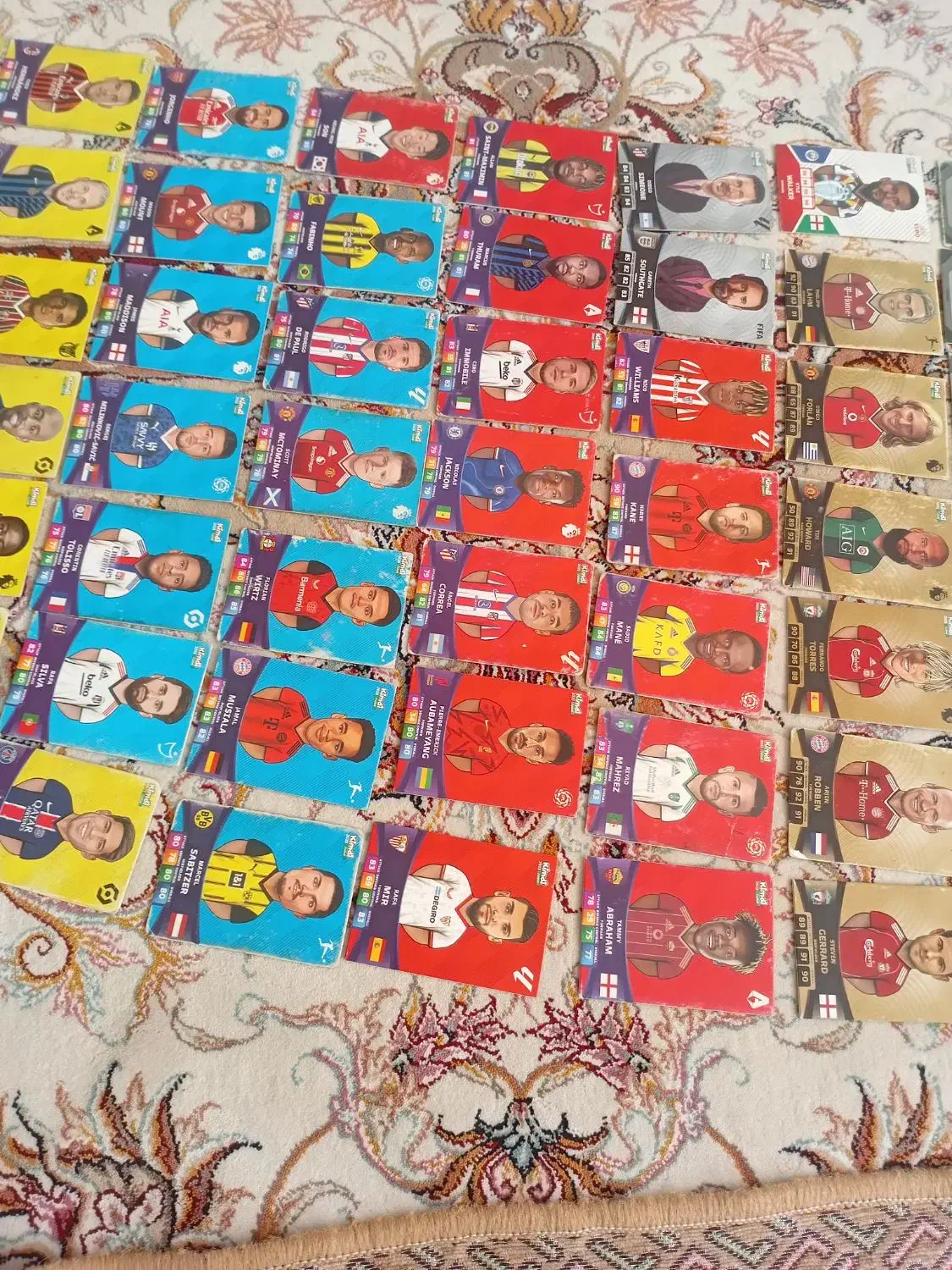 کیمدی|اسباب‌‌بازی|قم, باغ کرباسی|دیوار