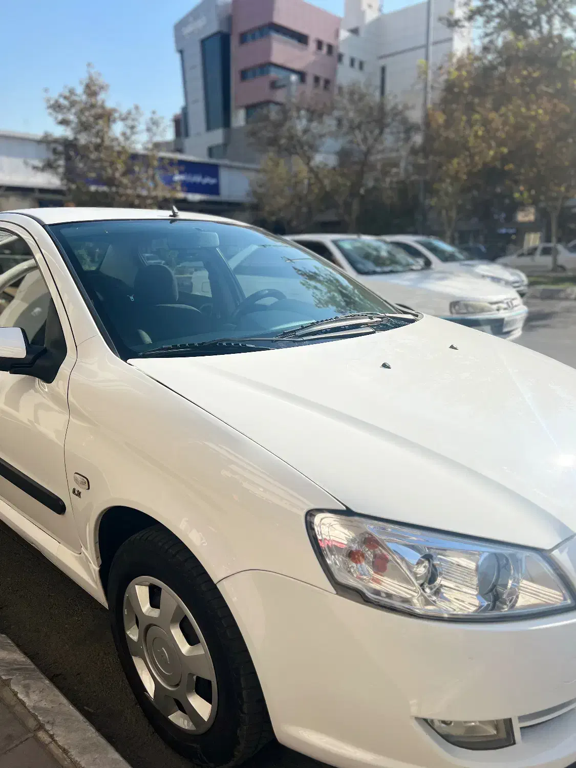 رانا ۹۷تک برگ‌سند بدون رنگ|خودرو سواری و وانت|مشهد, راهنمایی|دیوار