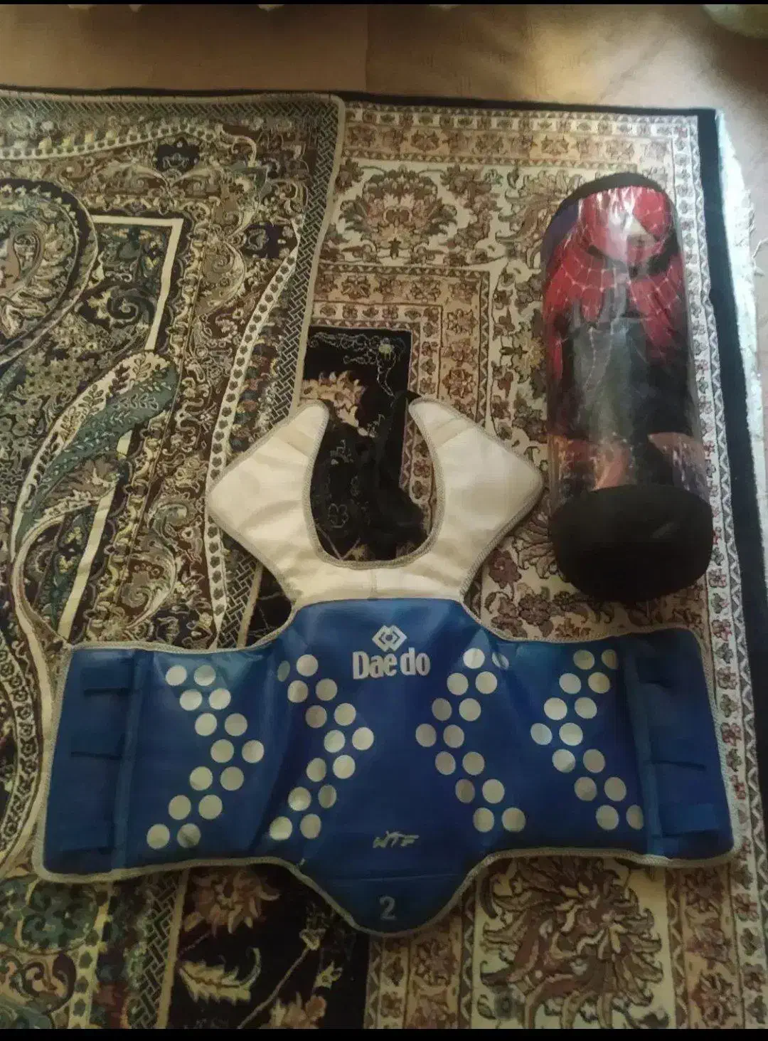 هگو|تجهیزات ورزشی|بروجرد, |دیوار