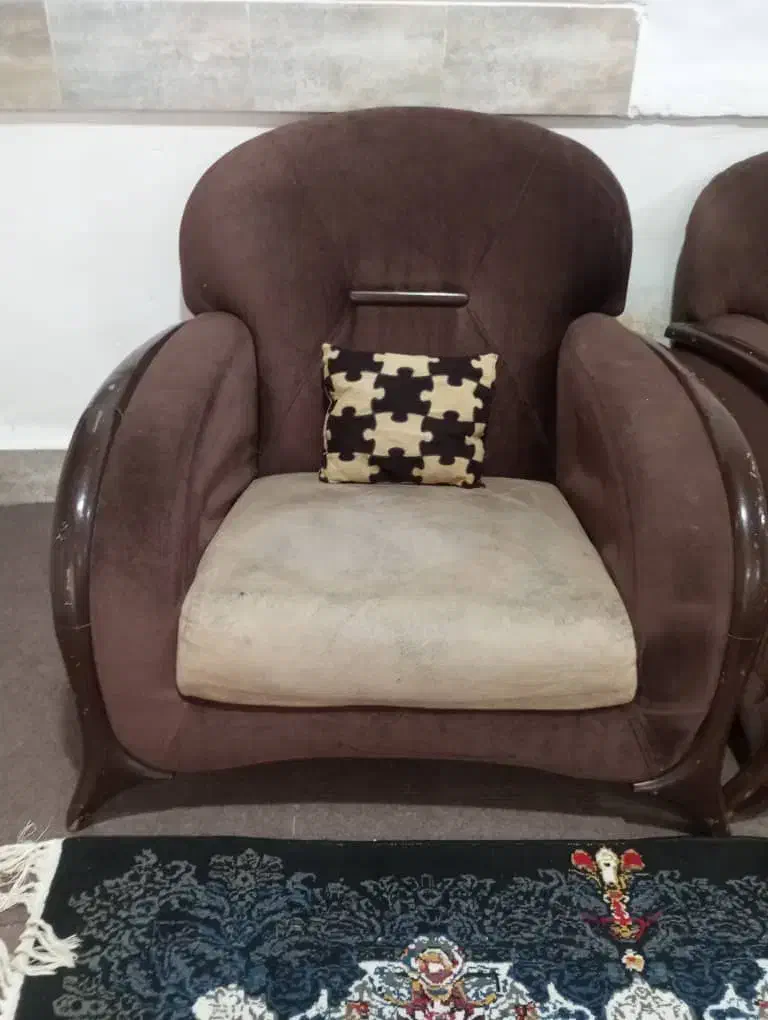 مبل ۷ نفره   به دلیل تغیر|مبلمان خانگی و میز عسلی|هندیجان, |دیوار