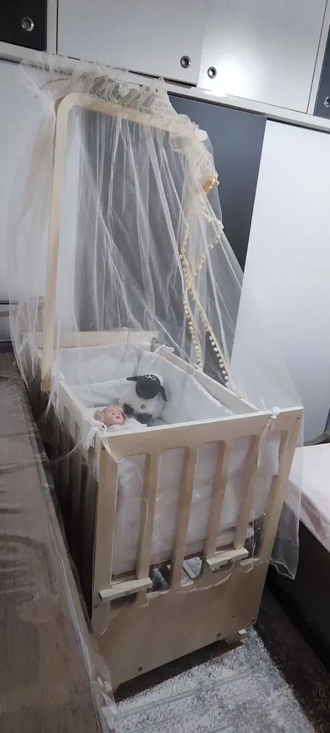 تخت نوزاد|تخت و صندلی بچه|تهران, شمیران‌نو|دیوار