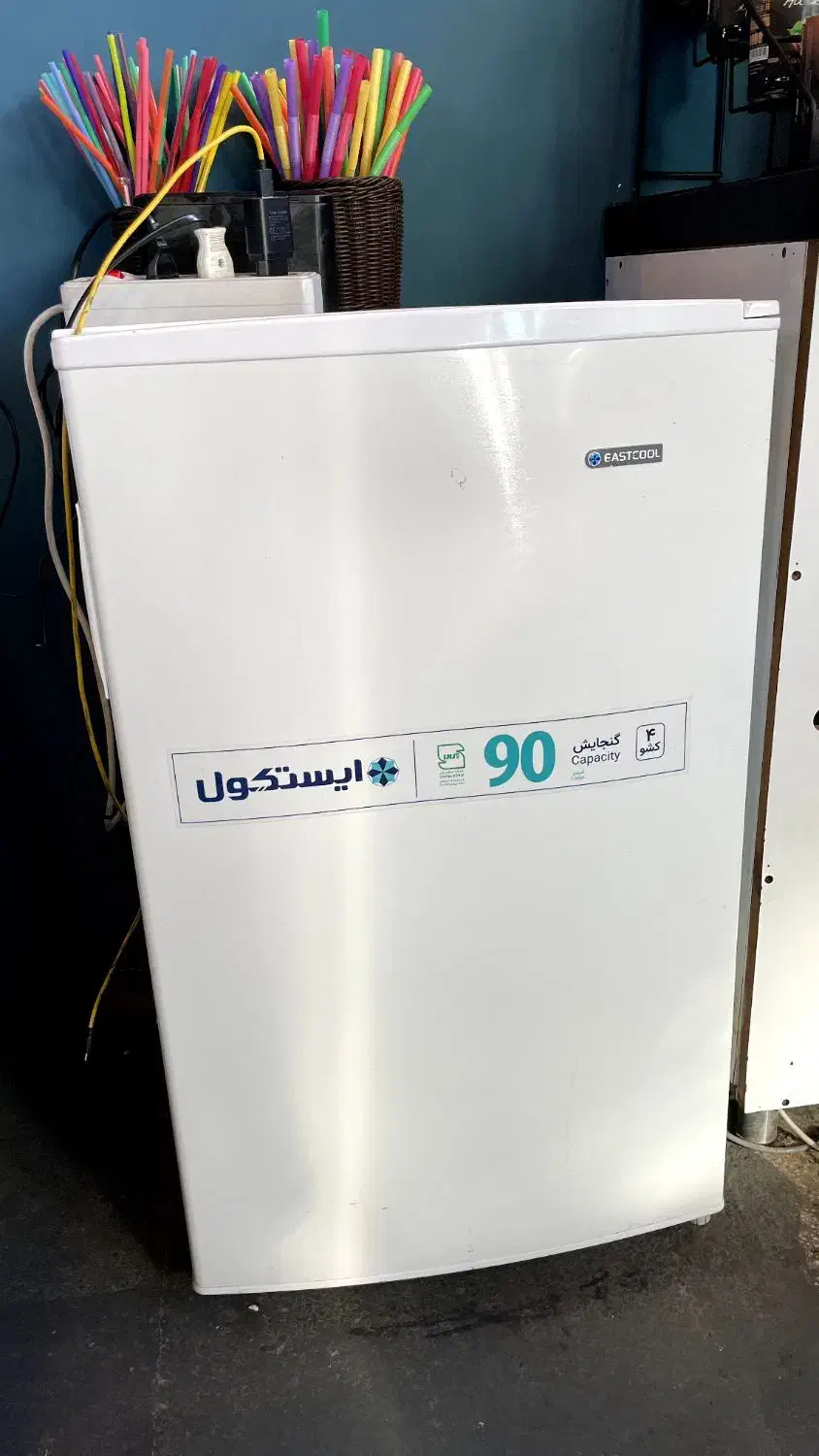یخچال فریزر ایستکول|یخچال و فریزر|تالش, هشتپر|دیوار