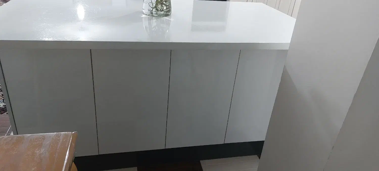 میز جزیره هایگلاس|میز و صندلی غذاخوری|مرودشت, فرهنگ|دیوار