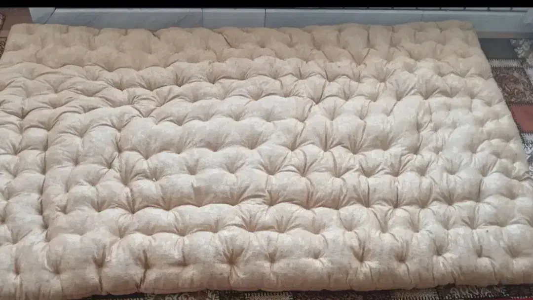 تشک|تشک تختخواب|قهدریجان, |دیوار