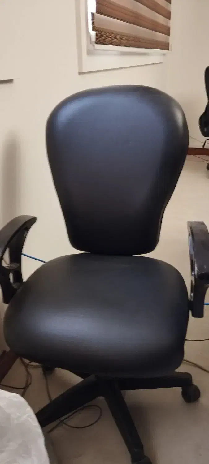 ملزومات اداری به فروش میرسد با قیمت استثنایی|دفتر کار|اندیشه, شهرک کوثر|دیوار