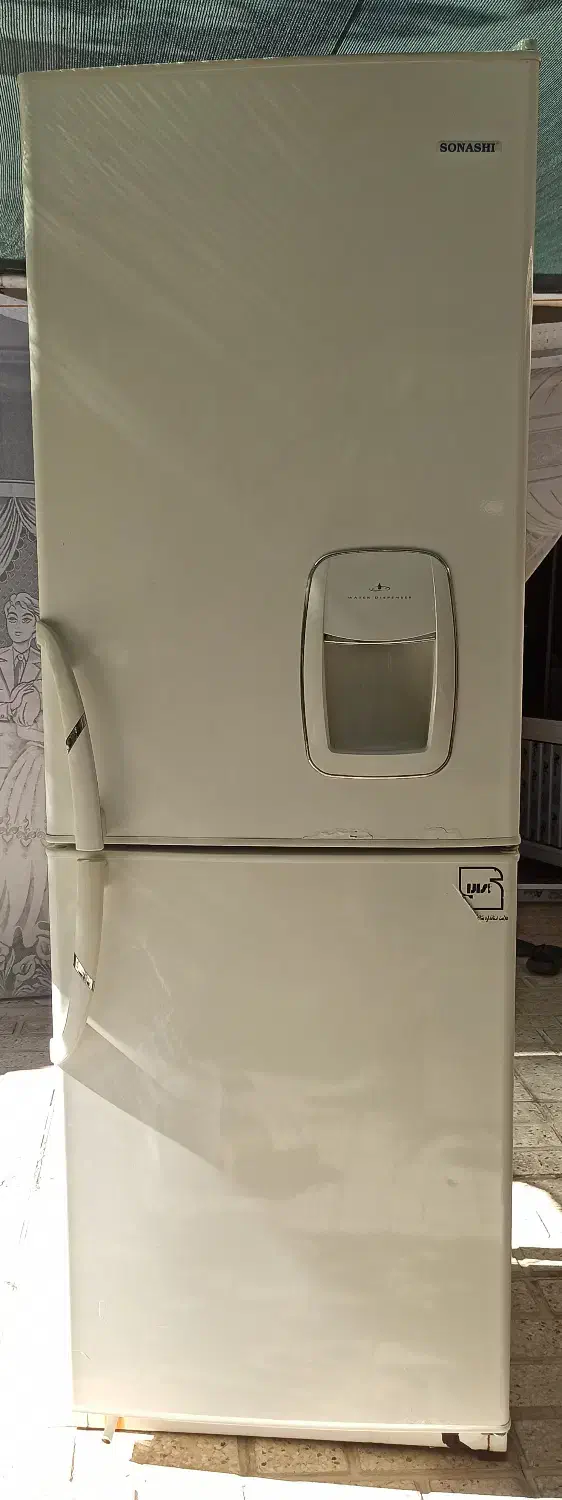 یخچال فریزر سوناشی دو درب|یخچال و فریزر|سمیرم, |دیوار
