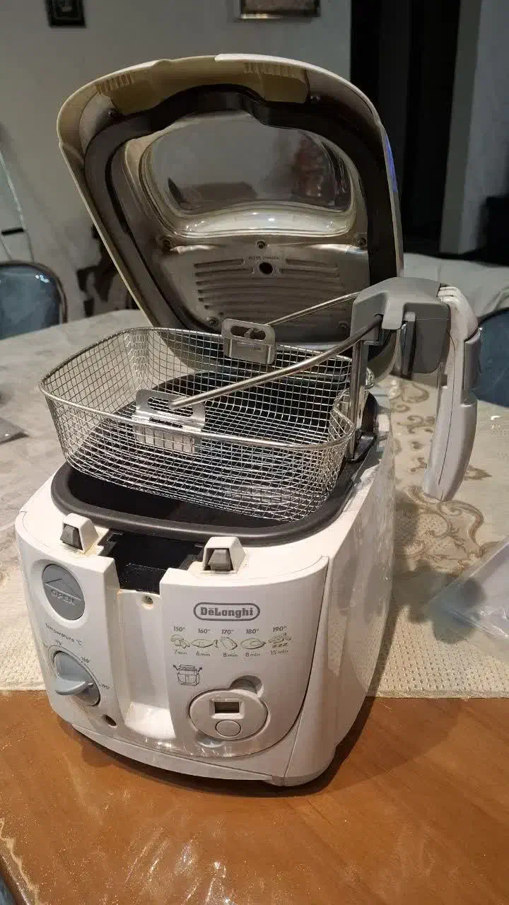 سرخ کن برقی Delonghi|اجاق گاز و لوازم برقی پختوپز|اصفهان, شاه پسند|دیوار