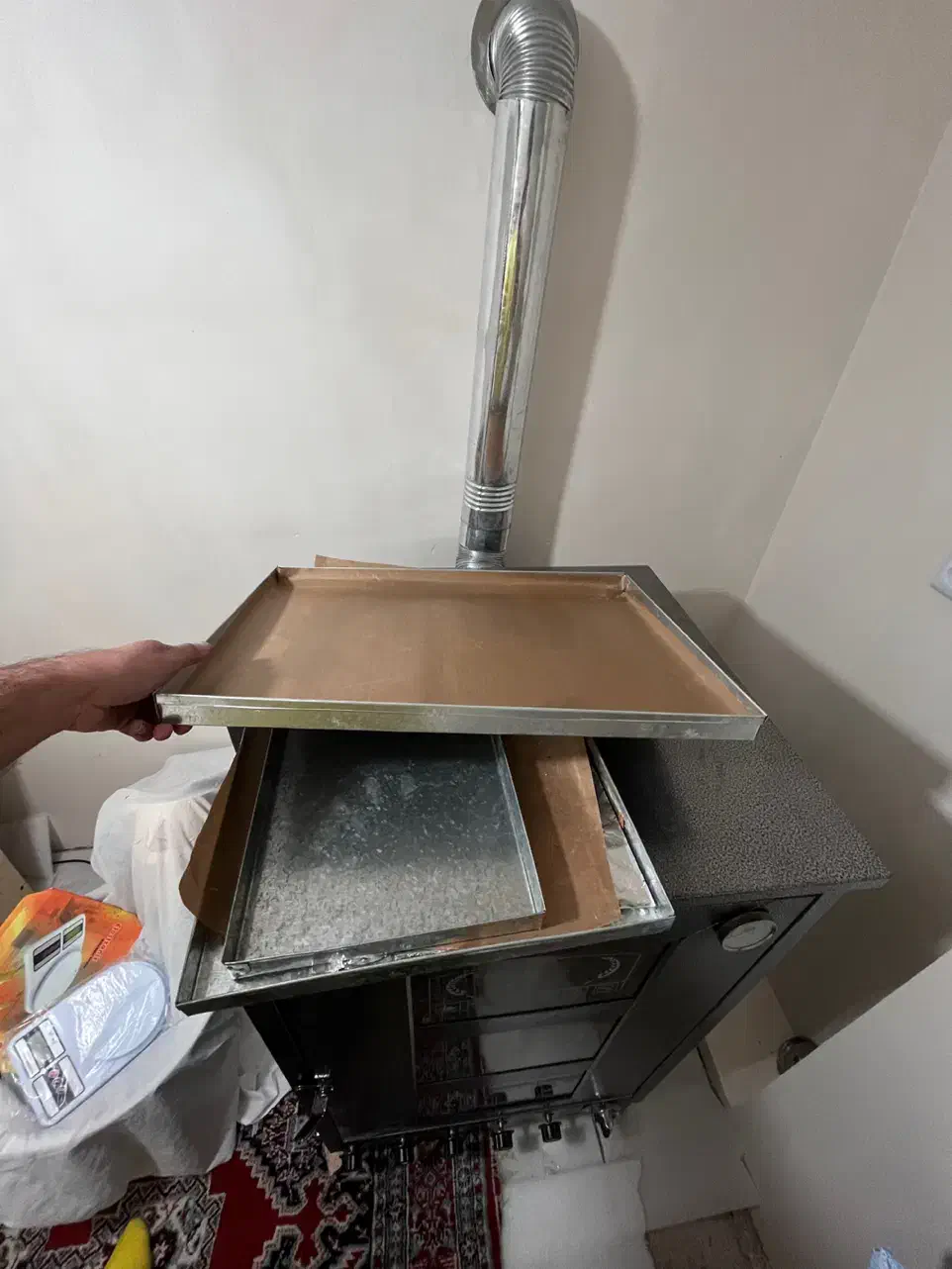 فر یا تنور پخت و پز کاملا نو با کیفیت|اجاق گاز و لوازم برقی پختوپز|رشت, معلم|دیوار