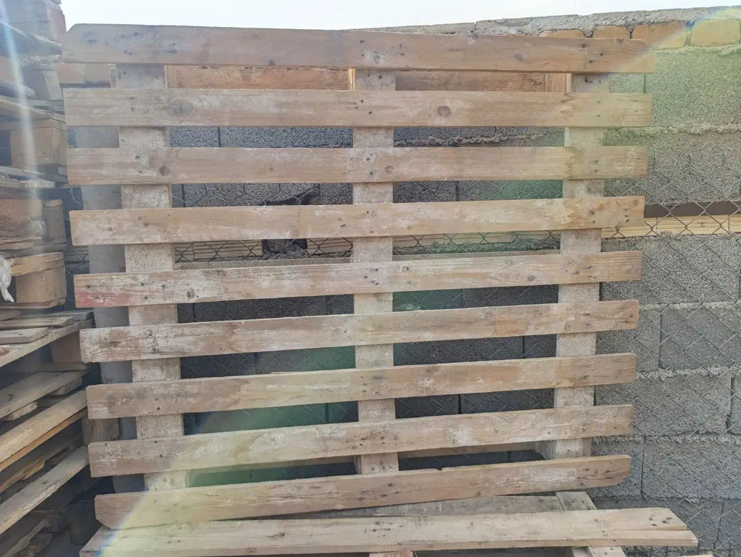 پالت چوبی و سه لایی لقمه شاسی انواع چوب|عمده‌فروشی|رباط‌کریم, رباط‌کریم|دیوار