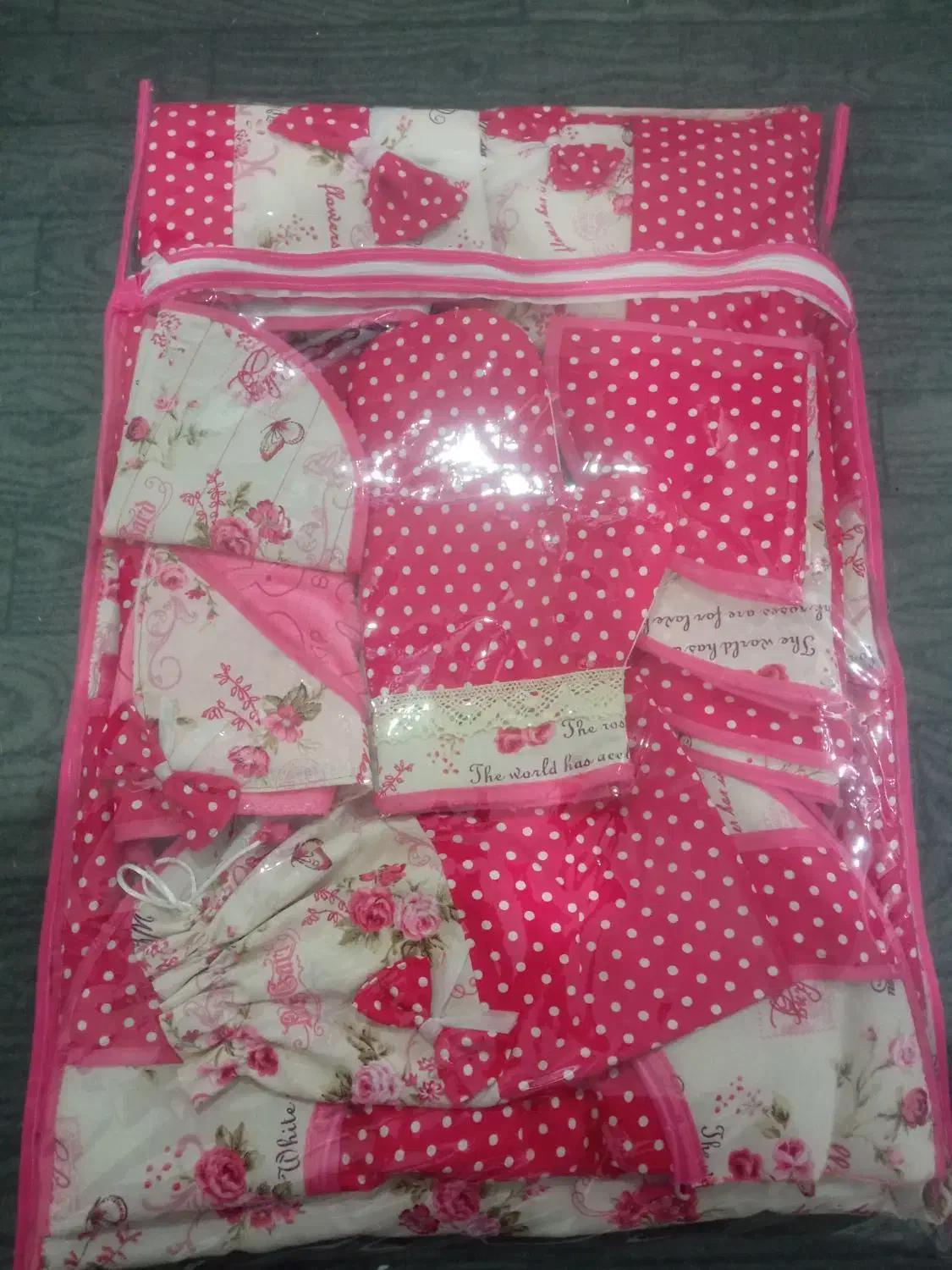 سرویس اشپزخانه. روبالشی. رویه تشک و لحاف|رختخواب، بالش، پتو|میاندوآب, |دیوار