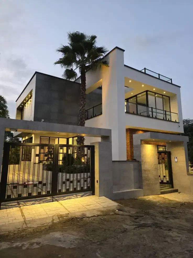 ویلا لوکس و مدرن شهرکی - محدوده رامسر و تنکابن|فروش خانه و ویلا|رامسر, |دیوار