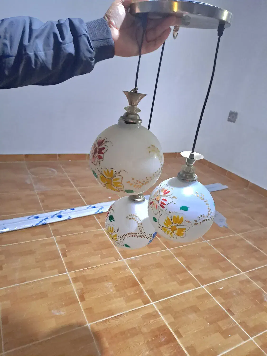 لوستر وچراغ اویز|لوستر و چراغ آویز|اردبیل, |دیوار