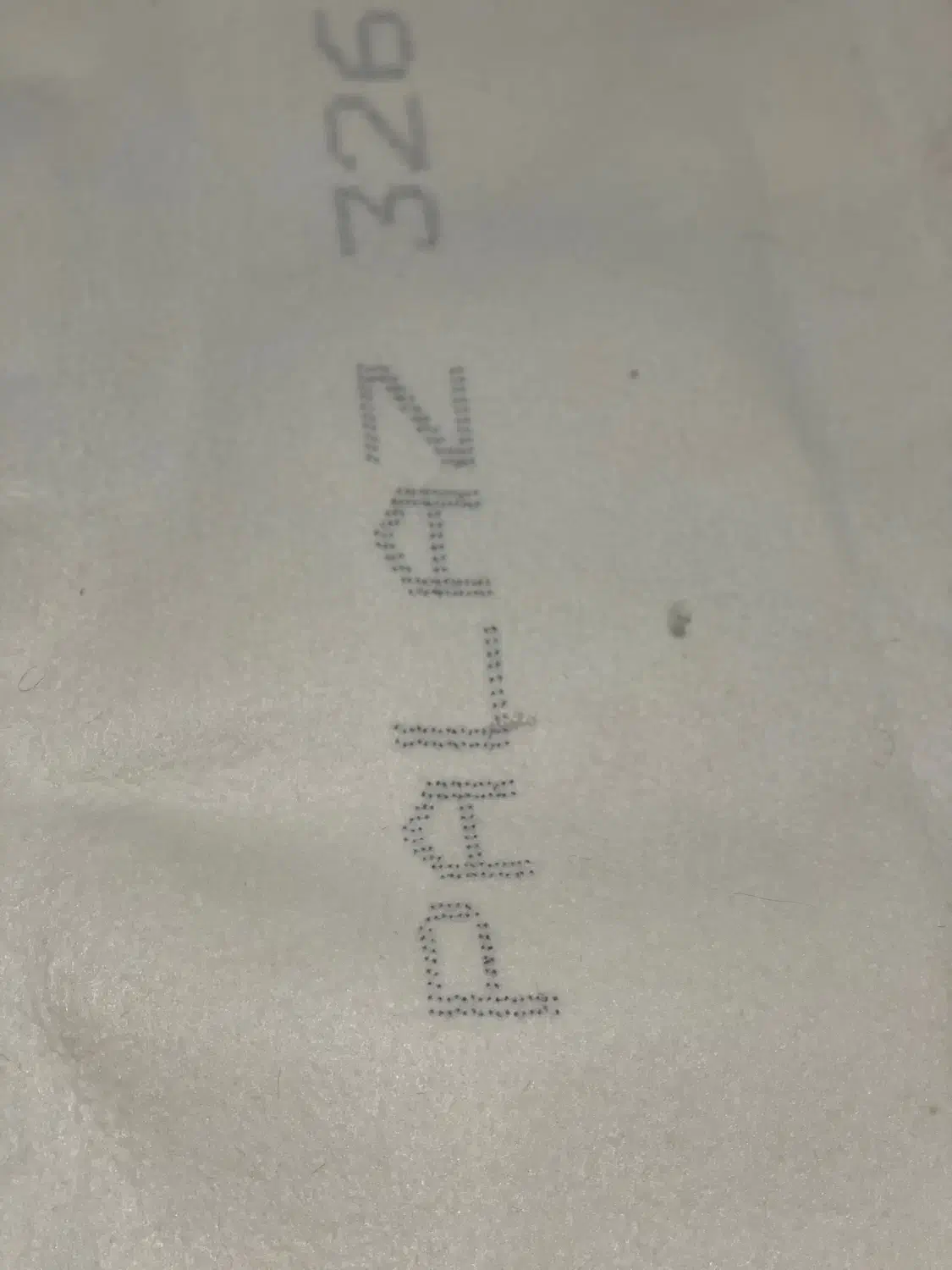 موکت با مارک پالاز موکت/کرم رنگ-متری۲۰۰ تومن|موکت|تبریز, |دیوار