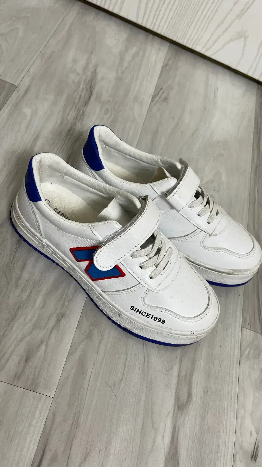 کفش پسر بچه|کیف، کفش، کمربند|ملایر, |دیوار