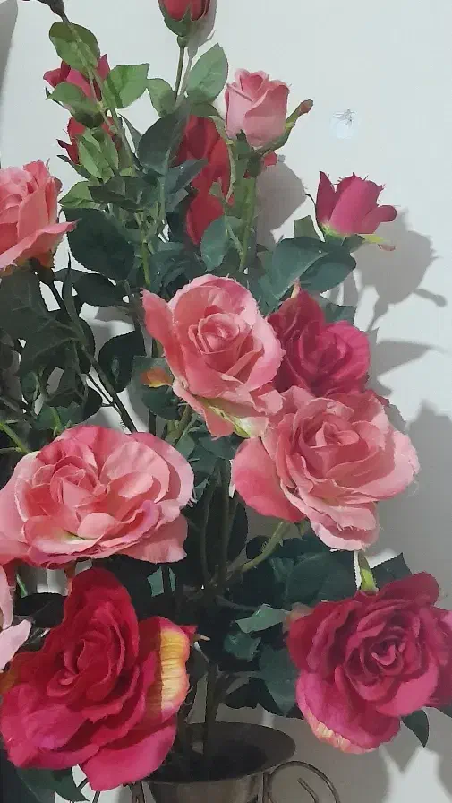 گل و گلدان|گل مصنوعی|قدس, شهرقدس|دیوار