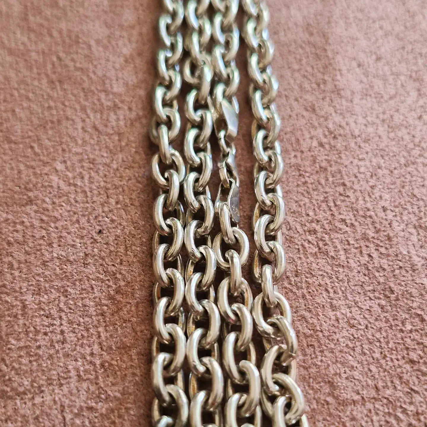 زنجیر نقره دیپلمات گردنبند انگشتر|جواهرات|اصفهان, مسجد مصلی|دیوار