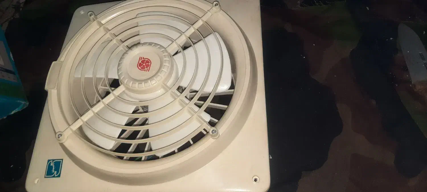 هواکش دمنده|پنکه و تصفیه‌کنندهٔ هوا|خمینی‌شهر, |دیوار