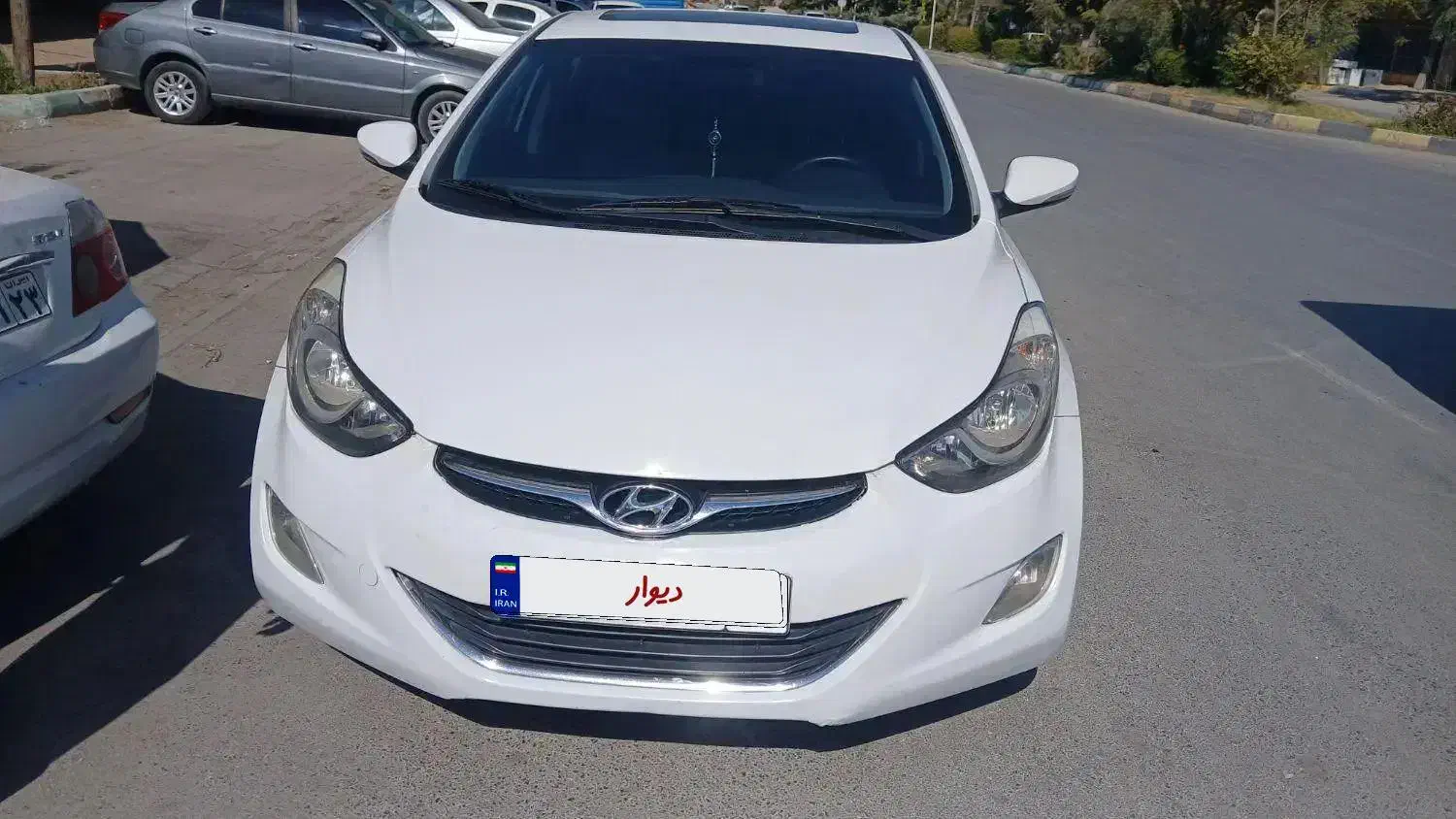 هیوندا النترا 2014 سفید وارداتی 1800|خودرو سواری و وانت|اصفهان, قائمیه|دیوار